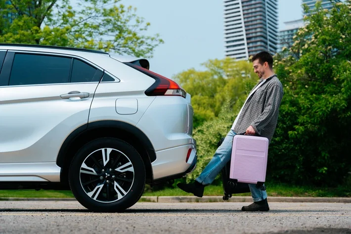 Hands-Free Power Liftgate with adjustable height
