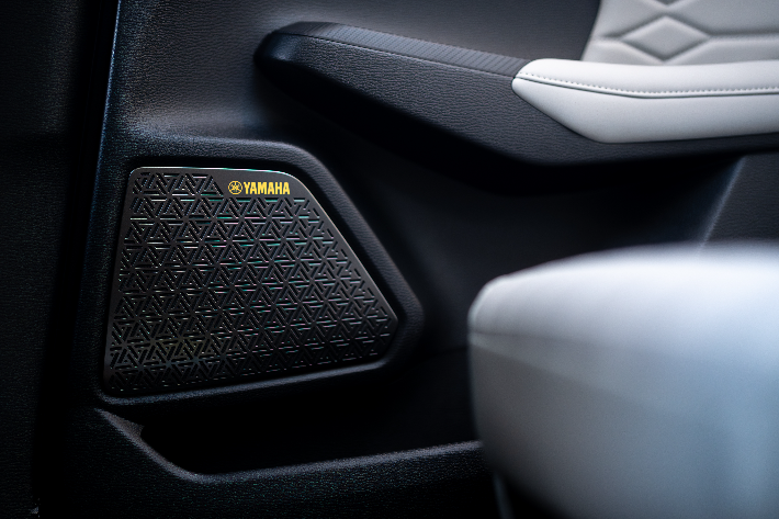 A Dynamic Sound Yamaha speaker cover in the Outlander PHEV
