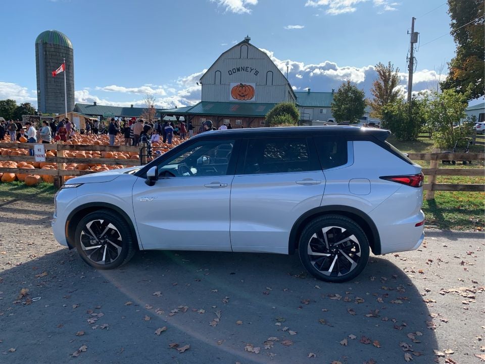 Outlander PHEV at Downey’s Farm in Caledon, Ont.