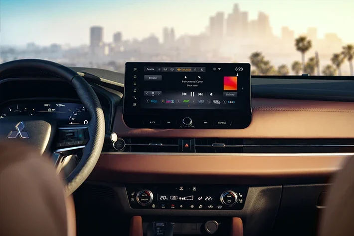 Écran SiriusXM dans l'Outlander