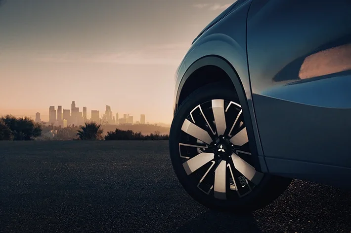 Une roue avant de l'Outlander