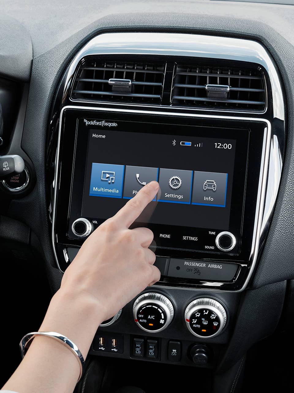 sendt gaffel veltalende 2023 RVR Technology Features | Mitsubishi Motors Canada